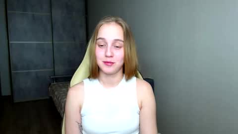 marryvi online show from March 11, 5:37 pm