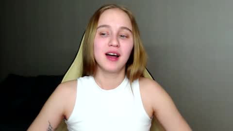 marryvi online show from March 12, 5:37 pm