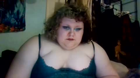 marshallmarx517 online show from April 23, 12:30 am