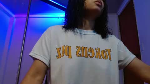 100 explicit here. follow  online show from June 25, 6:53 pm
