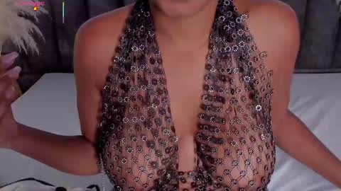 Snapshot of martina_jackson_ chatting on September 9, 9:14 pm Laura online show from September 9, 9:14 pm