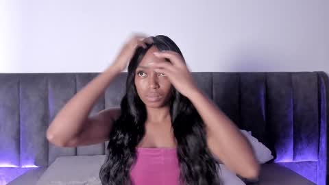 Snapshot of martina_jackson_ chatting on January 19, 8:30 pm Laura online show from January 19, 8:30 pm