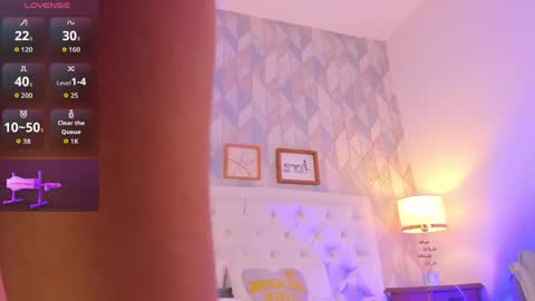 Martina online show from April 25, 1:41 pm