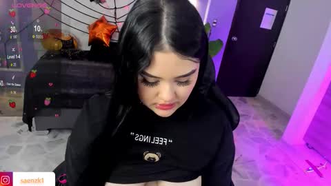 Snapshot of martina_saenz1 chatting on October 18, 9:16 pm Martina online show from October 18, 9:16 pm