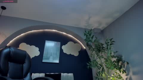 Martinna Bonnet online show from February 3, 10:25 am