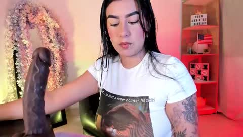 Snapshot of mary_anh1 chatting on October 13, 12:24 am Maryanh online show from October 13, 12:24 am