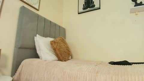 mary_cute9 online show from April 22, 12:02 pm