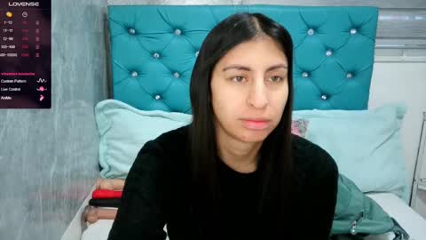 Snapshot of mary_mood_ chatting on December 6, 11:00 am Mary Moon online show from December 6, 11:00 am