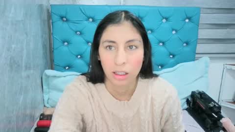 Snapshot of mary_mood_ chatting on February 12, 11:07 am Mary Moon online show from February 12, 11:07 am