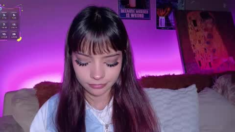     online show from February 22, 7:20 am