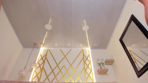   online show from February 17, 12:59 pm