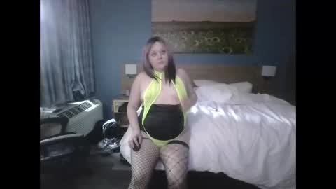 maryjane7036 online show from April 16, 9:36 pm