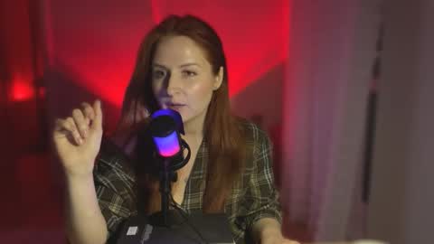 SirenVictoria online show from April 29, 8:25 pm