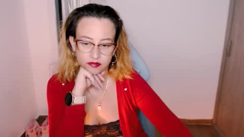 maryline online show from February 18, 1:38 am