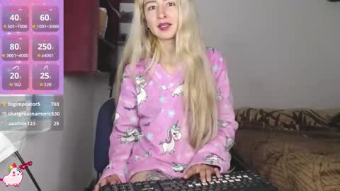 maryly rose online show from March 7, 3:35 am