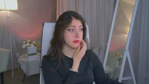 Mary Miller online show from February 9, 6:37 am