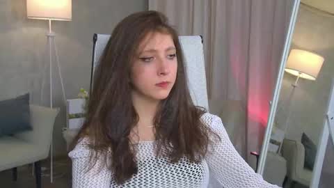 Mary Miller online show from November 22, 10:18 am