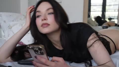 Marina online show from April 15, 1:33 pm