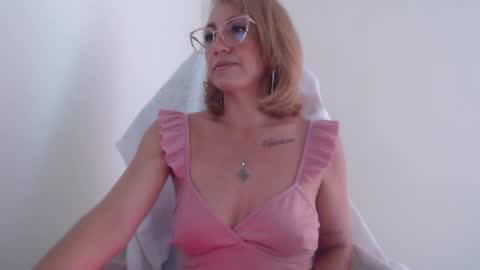 massiel ferreti online show from April 22, 9:12 pm