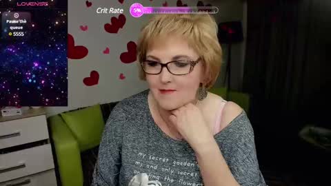 Snapshot of mature_blonde7 chatting on March 12, 4:02 pm Lana online show from March 12, 4:02 pm