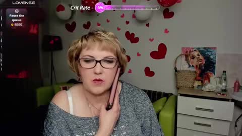 Snapshot of mature_blonde7 chatting on March 1, 4:22 pm Lana online show from March 1, 4:22 pm