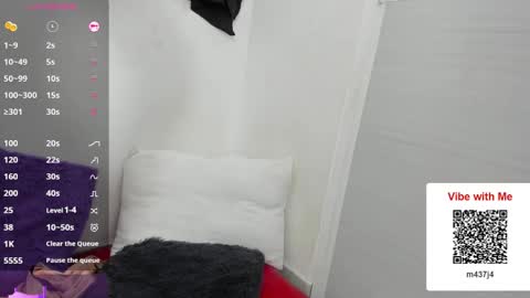 danna mature online show from March 2, 12:12 pm