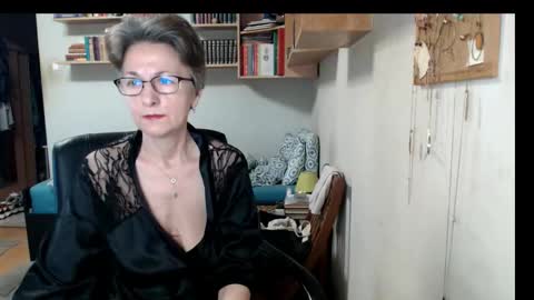 Snapshot of maturekate chatting on September 16, 6:54 am maturekate online show from September 16, 6:54 am