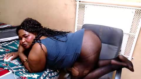 maturenesh online show from March 5, 7:26 am