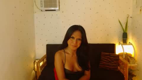Snapshot of maturity_mommy_intown chatting on September 21, 6:28 pm maturity_mommy_intown online show from September 21, 6:28 pm