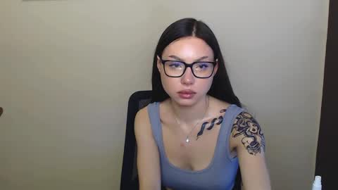 Snapshot of maxi_sweetheart chatting on February 6, 9:11 am Joanna online show from February 6, 9:11 am