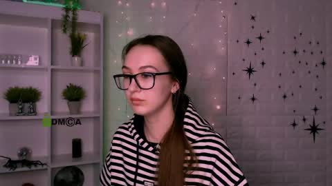 maya online show from April 24, 1:03 pm