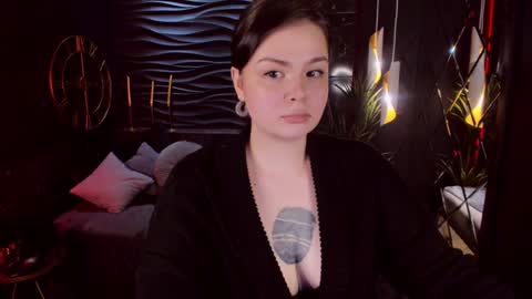 Snapshot of maya_muse chatting on December 30, 2:08 pm Woman online show from December 30, 2:08 pm