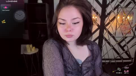 Snapshot of maya_muse chatting on January 5, 1:58 pm Woman online show from January 5, 1:58 pm