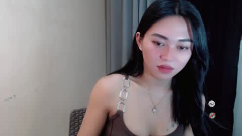 mayasally_ online show from December 24, 6:22 am