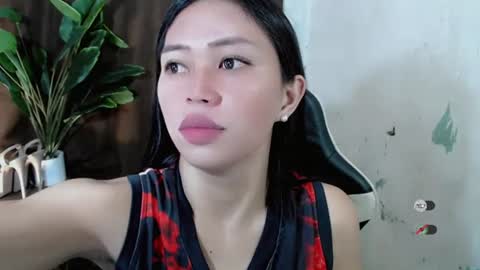 mayasally_ online show from June 26, 2:24 am