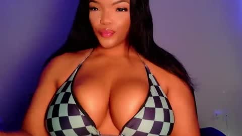 MayBabi online show from April 19, 3:23 pm