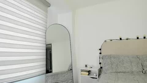 ALIS online show from April 27, 8:50 pm