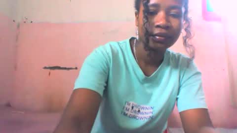 mayrah online show from November 30, 7:56 am