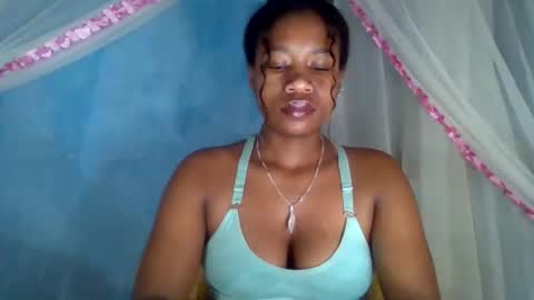 mayrah online show from April 24, 2:53 pm