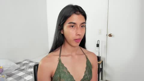mazikeen_18 online show from April 27, 12:46 pm