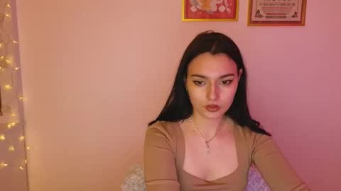 Dina online show from February 26, 4:16 pm