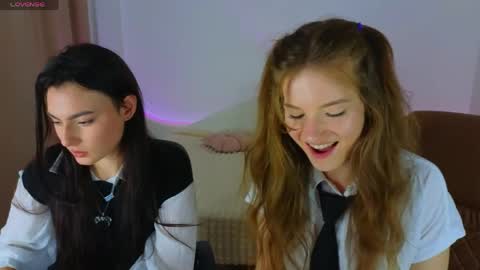 Dina online show from April 25, 3:31 pm