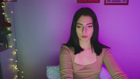 Dina online show from March 4, 4:20 pm