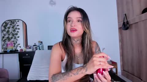 medussa13 online show from April 24, 12:30 pm