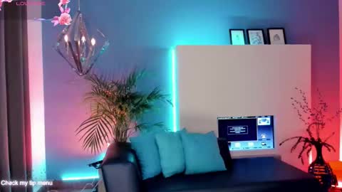    online show from October 5, 3:22 am