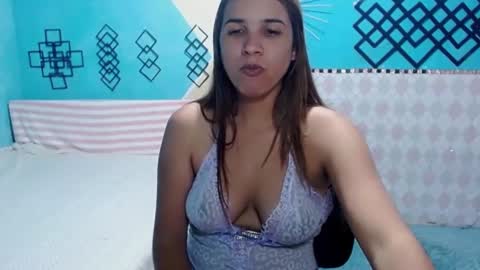 Snapshot of megan_little_ chatting on February 20, 11:32 pm amanda online show from February 20, 11:32 pm