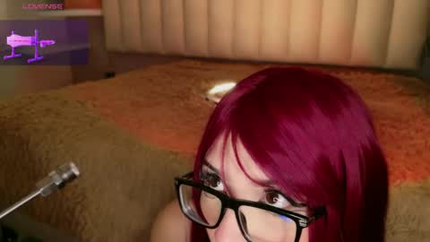     online show from April 22, 1:52 pm