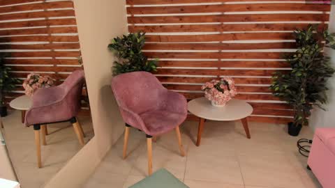 megan_raiin online show from January 25, 5:07 am