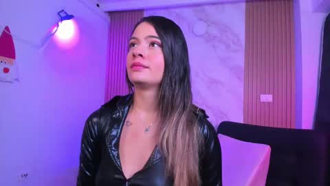 Snapshot of megan_star73 chatting on February 10, 11:57 am Megan online show from February 10, 11:57 am