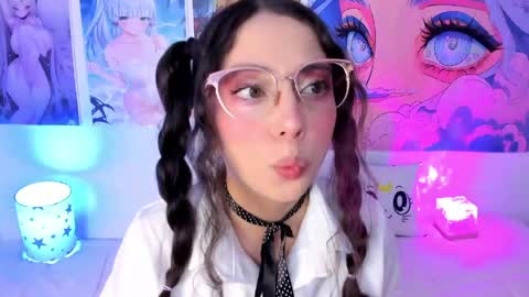 Megan  online show from May 9, 5:42 am